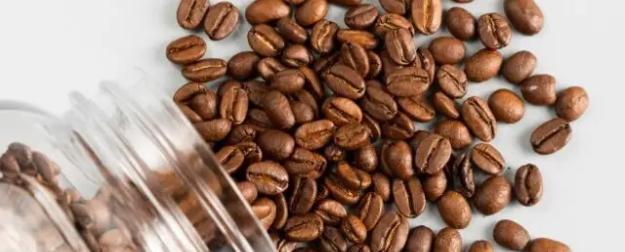 Утро перестанет быть бодрым: в РФ цена на зерновой кофе сильно выросла