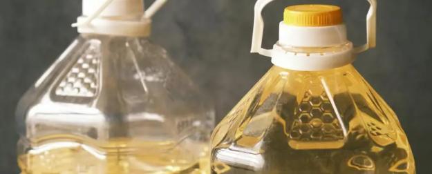 Ущерб на 500 миллионов долларов: РФ отправила в нокаут экспорт масла с Украины