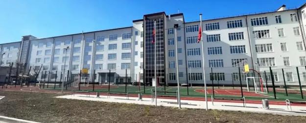 Новая Россия восстанавливает вузы, развивает науку, строит дороги