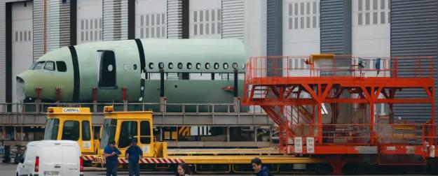 Airbus поднял тревогу: массовый отзыв самолётов парализует аэропорты мира