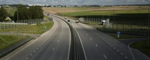 «Зелёная» трасса будущего: две столицы соединят «электрокоридором» на М-11