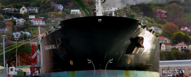 Новогодняя распродажа: цена российской нефти упала до 35 долларов