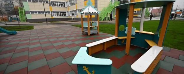 Новая Россия: центры здоровья, линии электропередач, водоводы