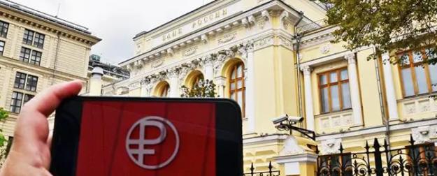 Ставка — 17%. У ЦБ есть три причины быть осторожным