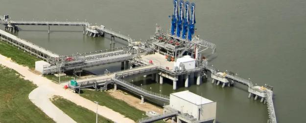 СПГ добил Европу: континент лихорадочно ищет спасение от американского «газа свободы»