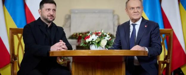 Вдохновленные Украиной: Варшава нашла способ украсть миллиарды и не злить народ