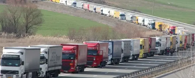 Почему Прибалтика все еще кормится торговлей с Россией