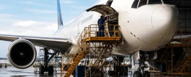 Летают на честном слове: российские Boeing тайно чинят через Турцию и ОАЭ