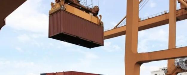 Экономический разворот: импортозамещение кроет параллельный импорт