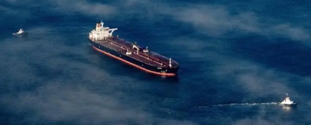 «Странные маневры»: «Фурия» с нефтью для Индии застряла на Балтике «Странные маневры»: «Фурия» с нефтью для Индии застряла на Балтике