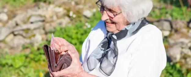 Сюрприз от государства: в РФ увеличат пенсии раньше срока