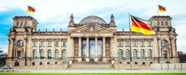 Оттолкнулись от дна: экономика Германии растет впервые с 2022 года