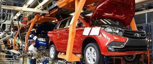 Спасти умирающего любой ценой: «АвтоВАЗ» получит исключительные льготы Спасти умирающего любой ценой: «АвтоВАЗ» получит исключительные льготы