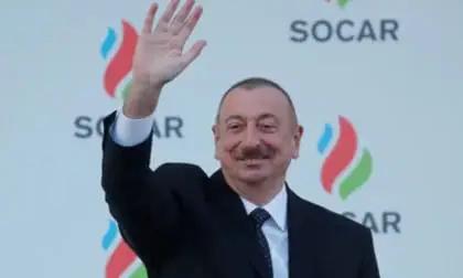 Азербайджан отчитал Россию за удары по АЗС Socar на Украине