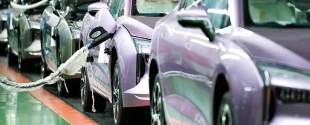 Перспективы отечественного электротранспорта: Батарейка села окончательно