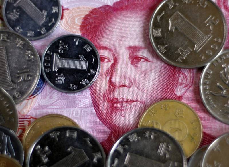 Юань убьет фунт и иену, но доллар пока устоит