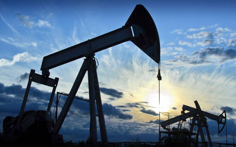 Нефть рухнула ниже 40 долларов за баррель