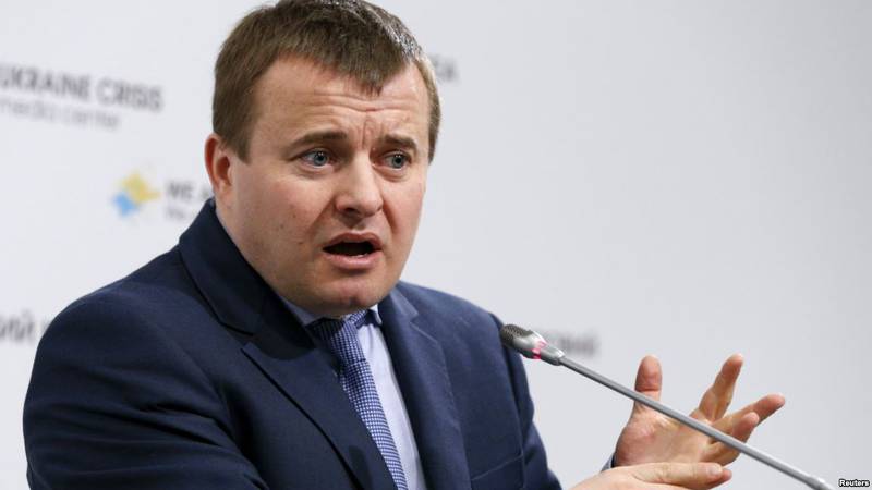 Демчишин предложит кабмину Украины продлить энергопоставки в Крым