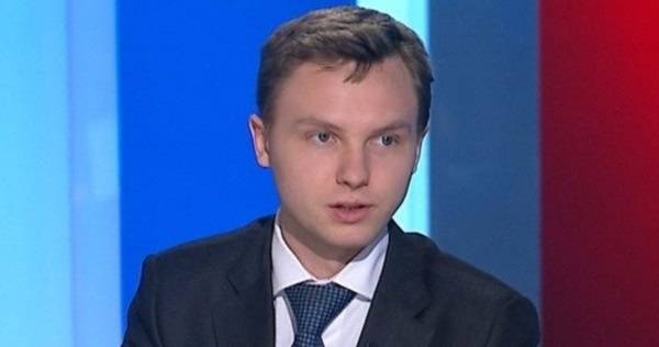 Юшков: Американцы обваливают цену на нефть и сами от этого страдают