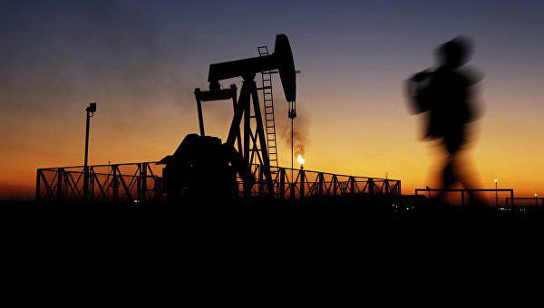 Bloomberg: результат низких цен на нефть не очень радужный для Запада