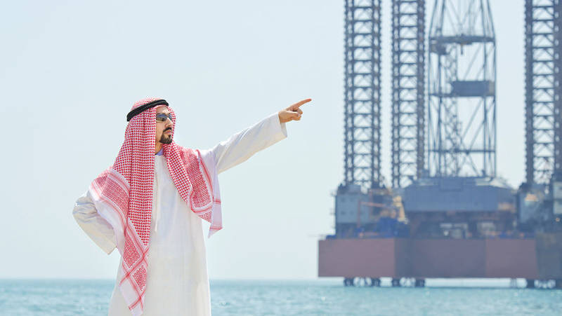 Forbes: Саудовская Аравия пыталась оттеснить Россию от переговоров по нефти