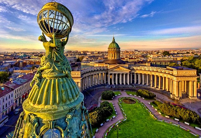 Туристическая столица: Петербург обошел Пекин, Лондон и Париж