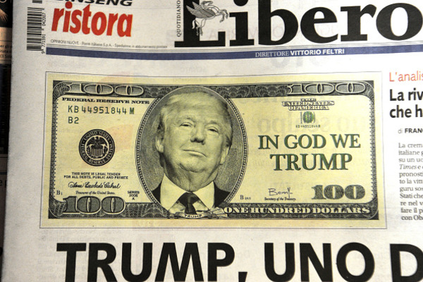 Трамп взял доллар в «заложники»