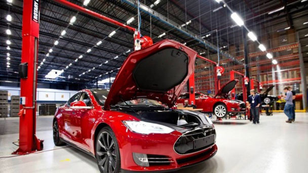 Пролетели мимо кассы: США лишили Прибалтику единственного завода Tesla в ЕС