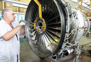 «Мотор Сич» в тайне от всех ремонтирует двигатели для российских самолетов