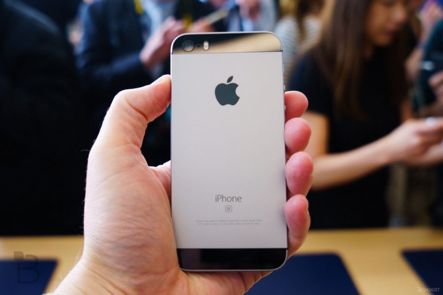 «Смотрят в завтрашний день»: в Саратове предложили выпускать iPhone
