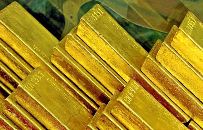 Отложенные на черный день резервы России быстро истощаются