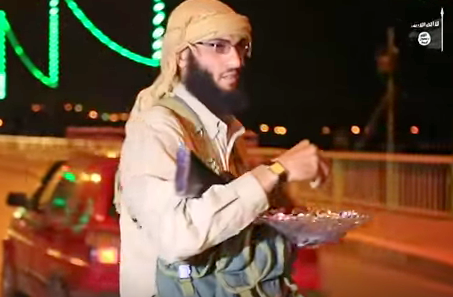 Порошенко наладил поставки конфет в ИГИЛ