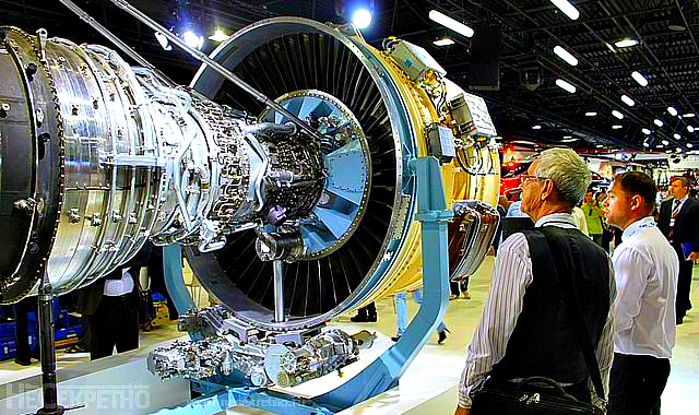 Российские ученые создадут ультрапрочный сплав для авиационных двигателей
