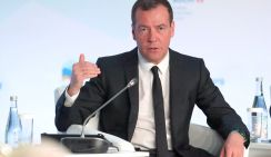 Оборонку толкают в «лихие 90-е»