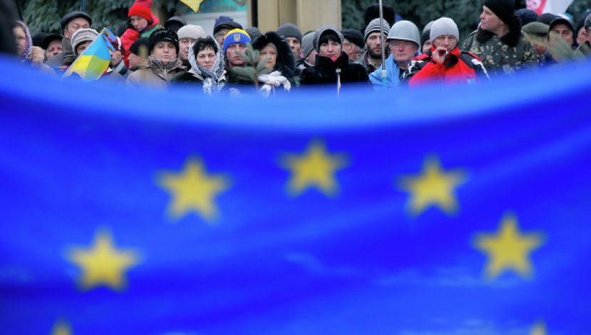 Коррупционная катастрофа: ЕС отказывается помогать Украине