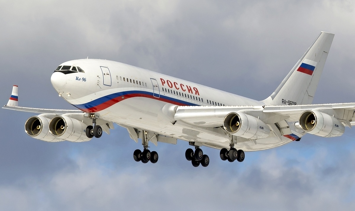 Обновленный  Ил-96-400 покорил российских авиаперевозчиков