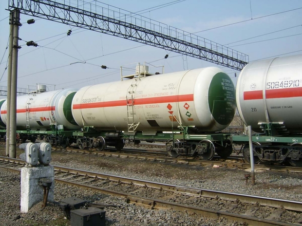 Сирия и Северная Корея «взвинтили» цены на украинский бензин