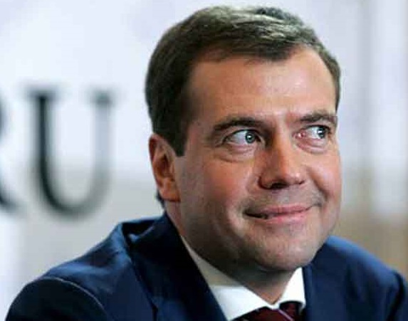 Большая ложь маленького Медведева. Не пора ли менять громоотвод?