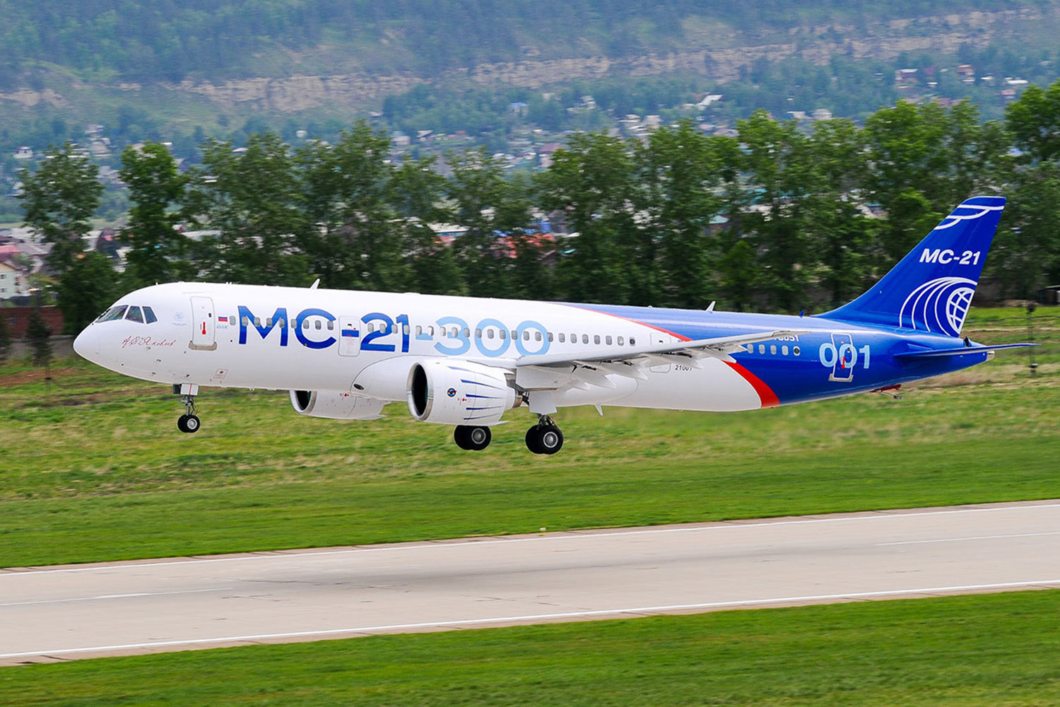 Что значит для России первый полет нового лайнера МС-21