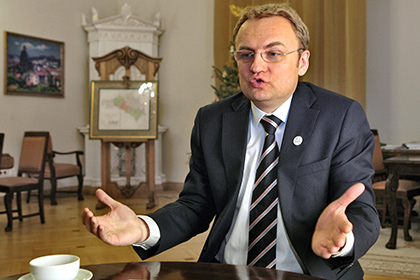 Садовый обвинил власть Украины в том, что те хотят «утопить Львов в мусоре»