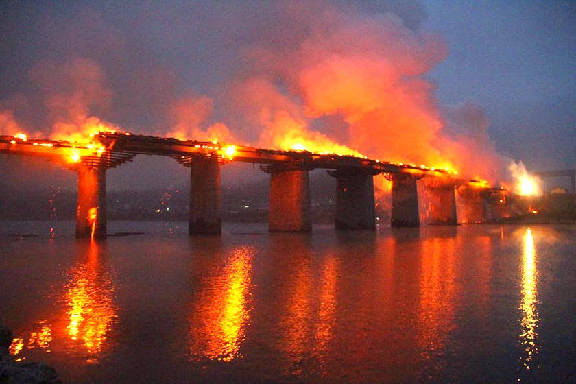 Прочность и надёжность: Керченский мост проверили «в бою»