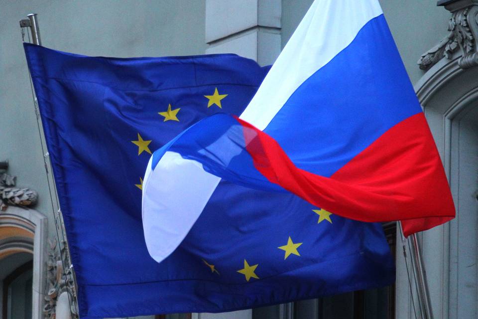 Западные СМИ подсчитали: ответ России на санкции обошелся ЕС слишком дорого
