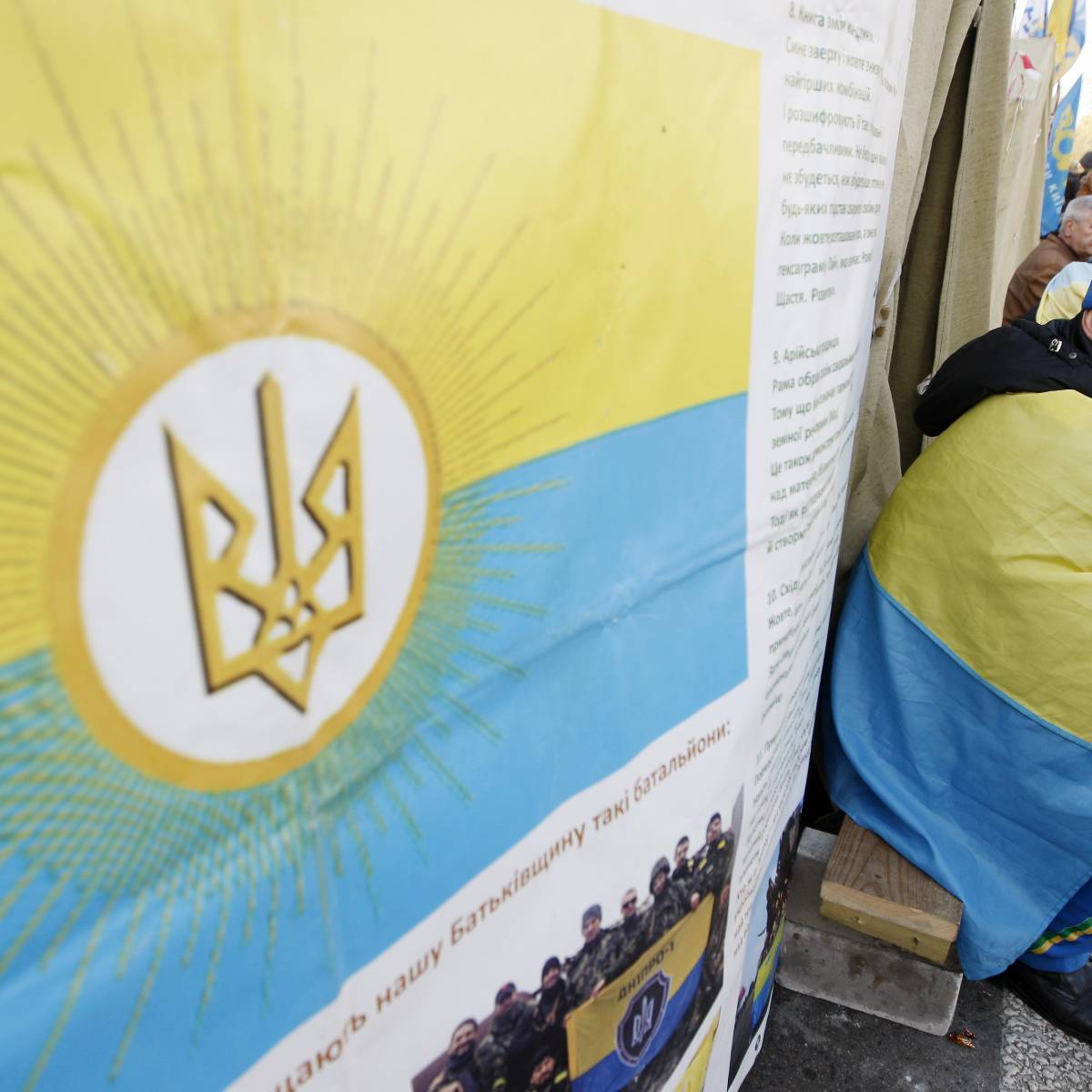 Каждый украинец задолжал 50 тыс. гривен