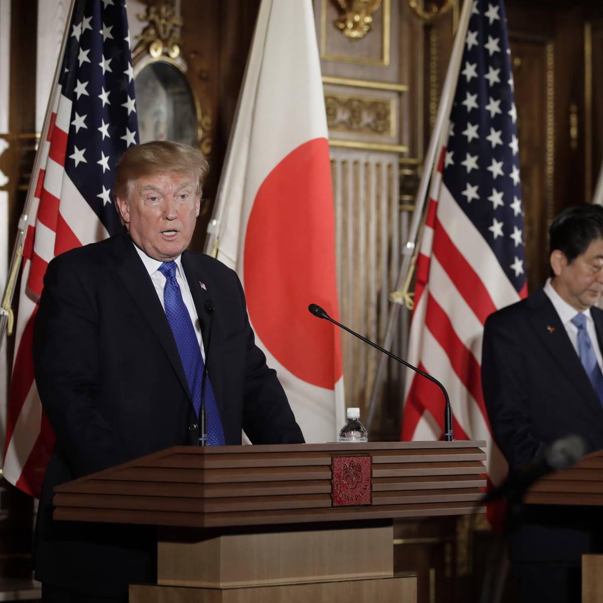 США «взламывают» японский рынок