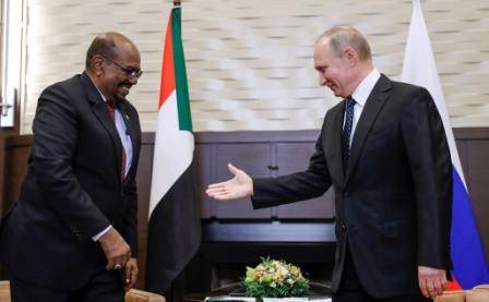 Россия "гибридно наступает" на Судан