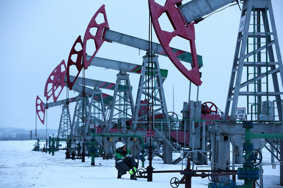Насколько дешевы российские нефть и газ?