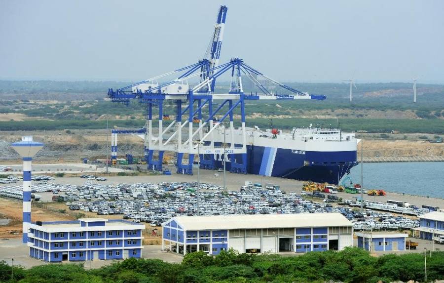 Удар в подбрюшье Индии: Китай получил порт на Шри-Ланке