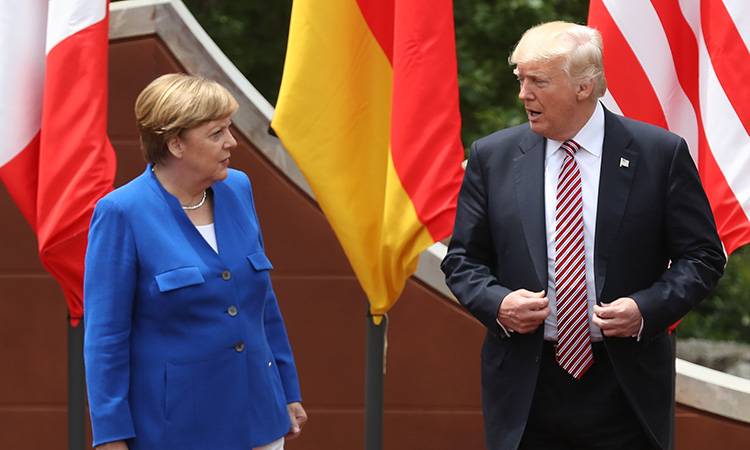 Немецкий бизнес требует, чтобы Ангела Меркель "стала мужиком"