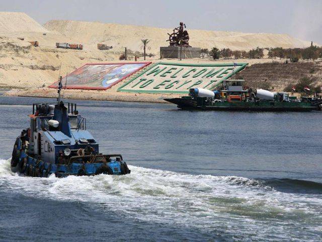 Египет построит альтернативу на случай «закупорки» Суэцкого канала