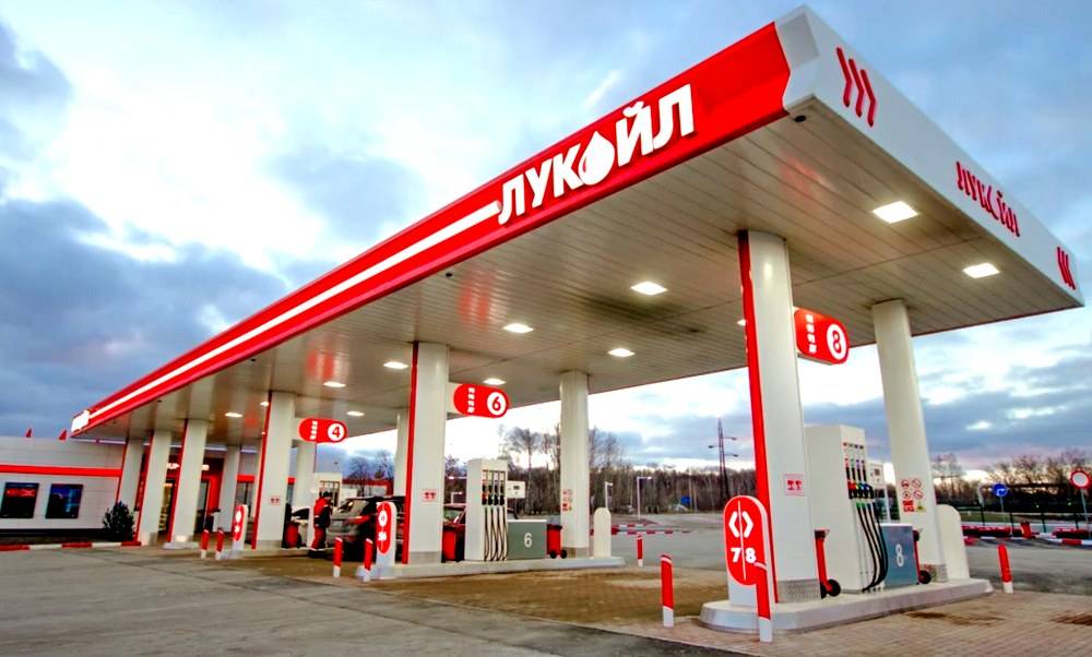 Правительство договорилось с нефтяниками: Цены на бензин будут как сейчас